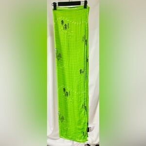 Lavley 45” X 100” 70% Bamboo, 30% Cotton Lightweight‎ Green Mountain Scene Scarf